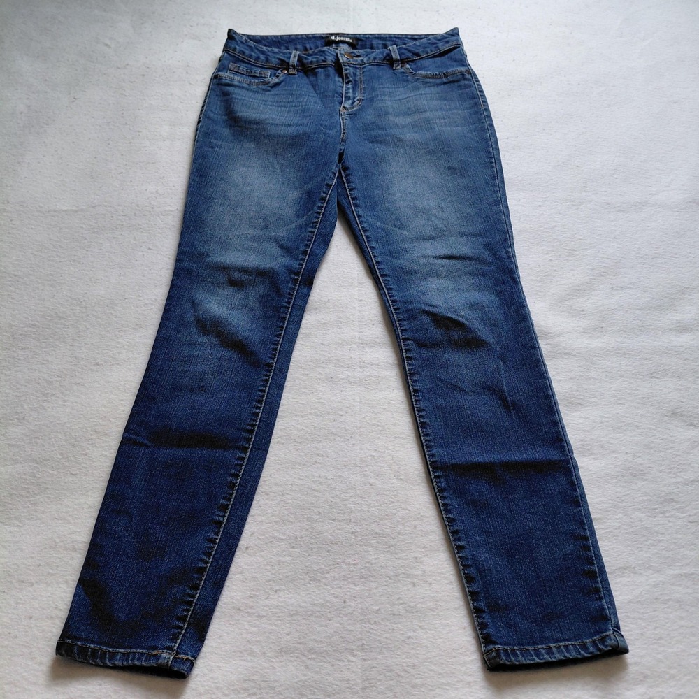 d jeans Womens Straight Leg Jeans Size 10 Medium Wash Stretch Denim Casual Soft